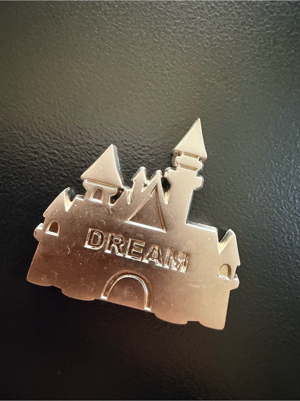 Disney DREAM castle pieces of magic pocket token - collectible